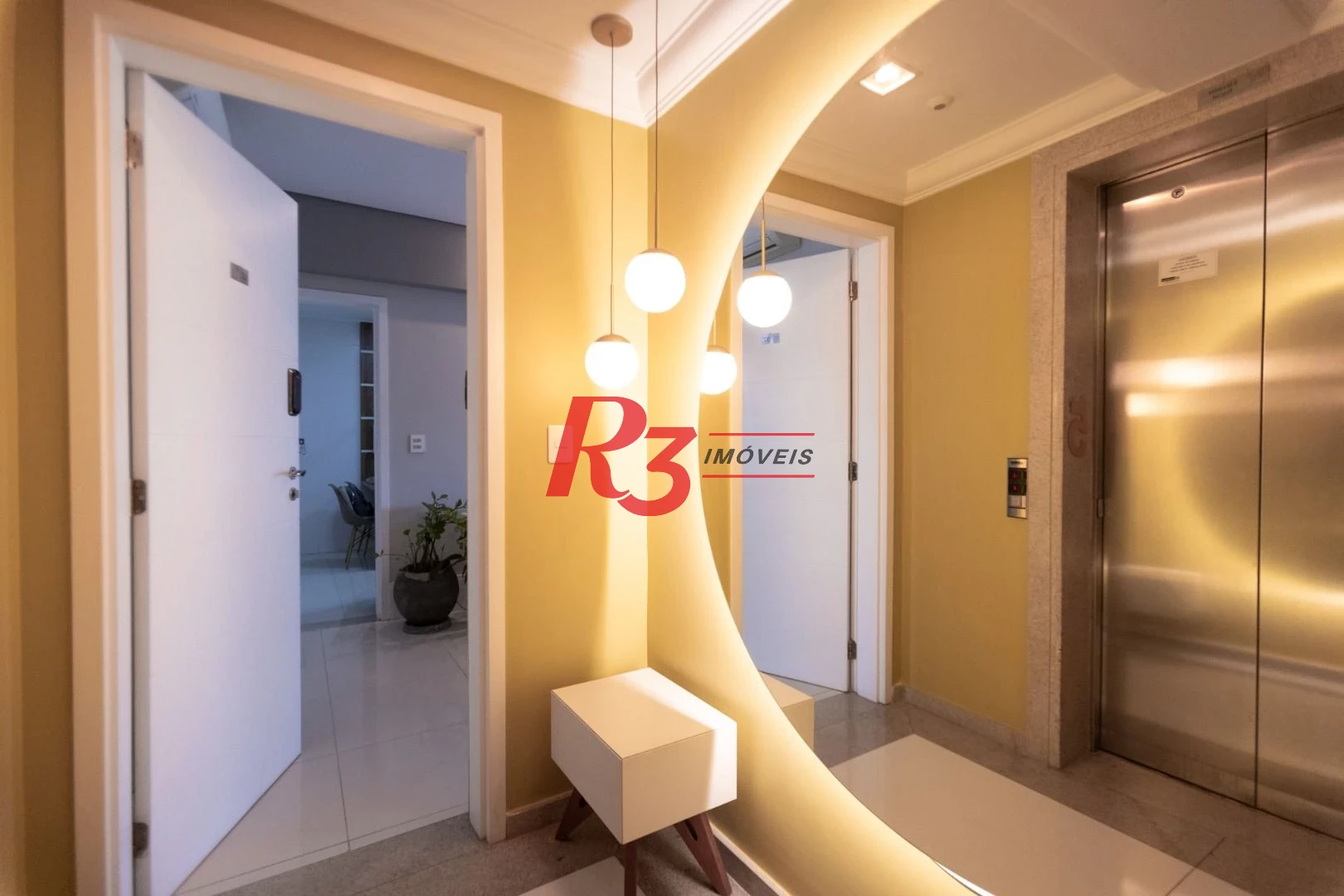 Apartamento com 2 dormitórios à venda, 134 m² por R$ 2.200.000,00 - Ponta da Praia - Santos/SP