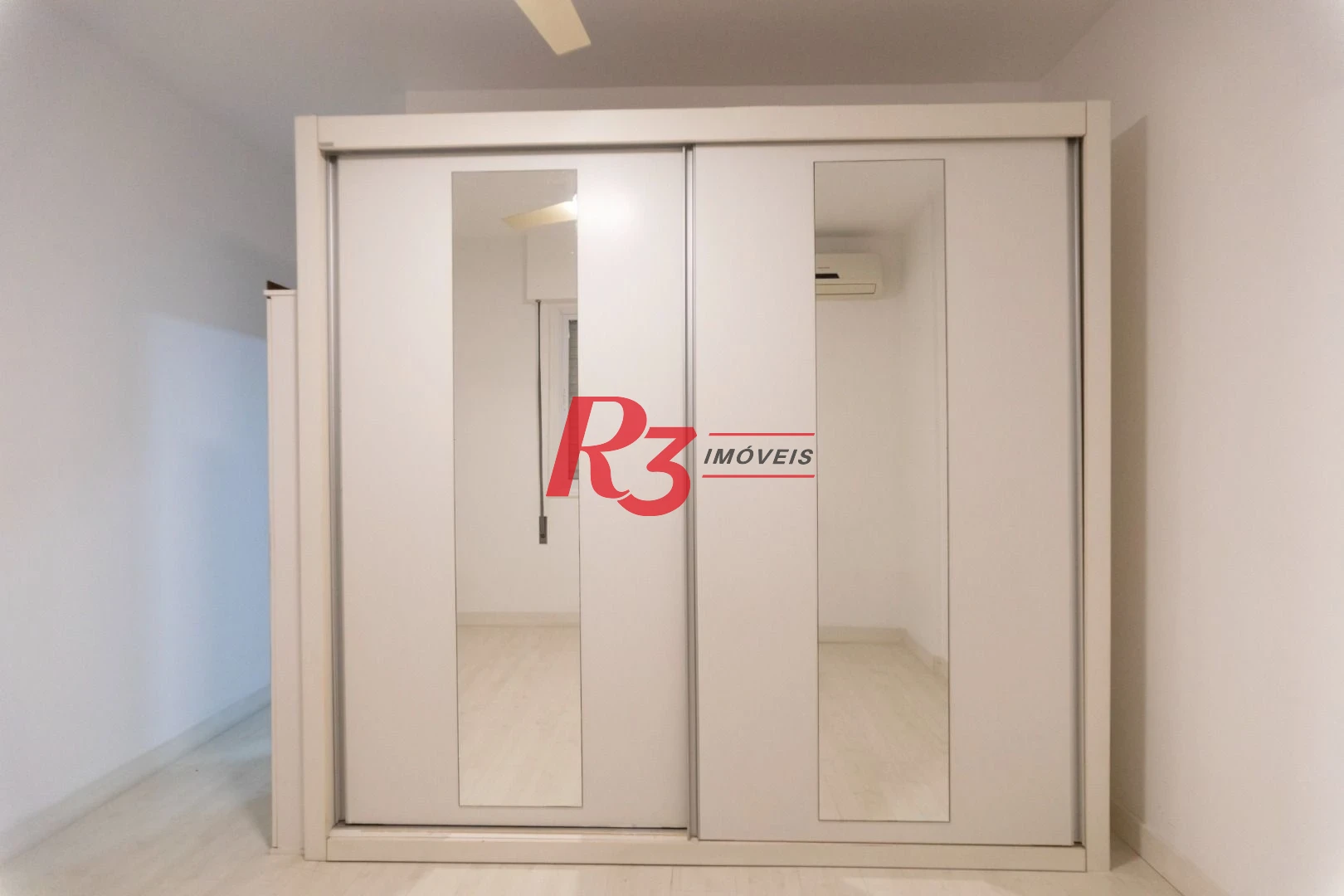 Apartamento com 2 dormitórios, 119 m² - venda por R$ 715.000,00 ou aluguel por R$ 3.800,02/mês - Embaré - Santos/SP