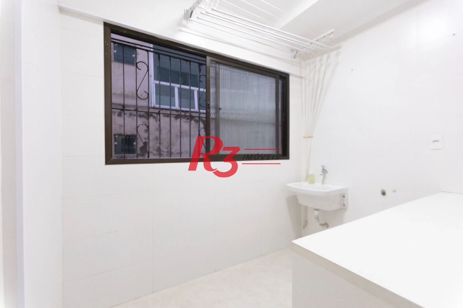 Apartamento com 2 dormitórios, 119 m² - venda por R$ 715.000,00 ou aluguel por R$ 3.800,02/mês - Embaré - Santos/SP