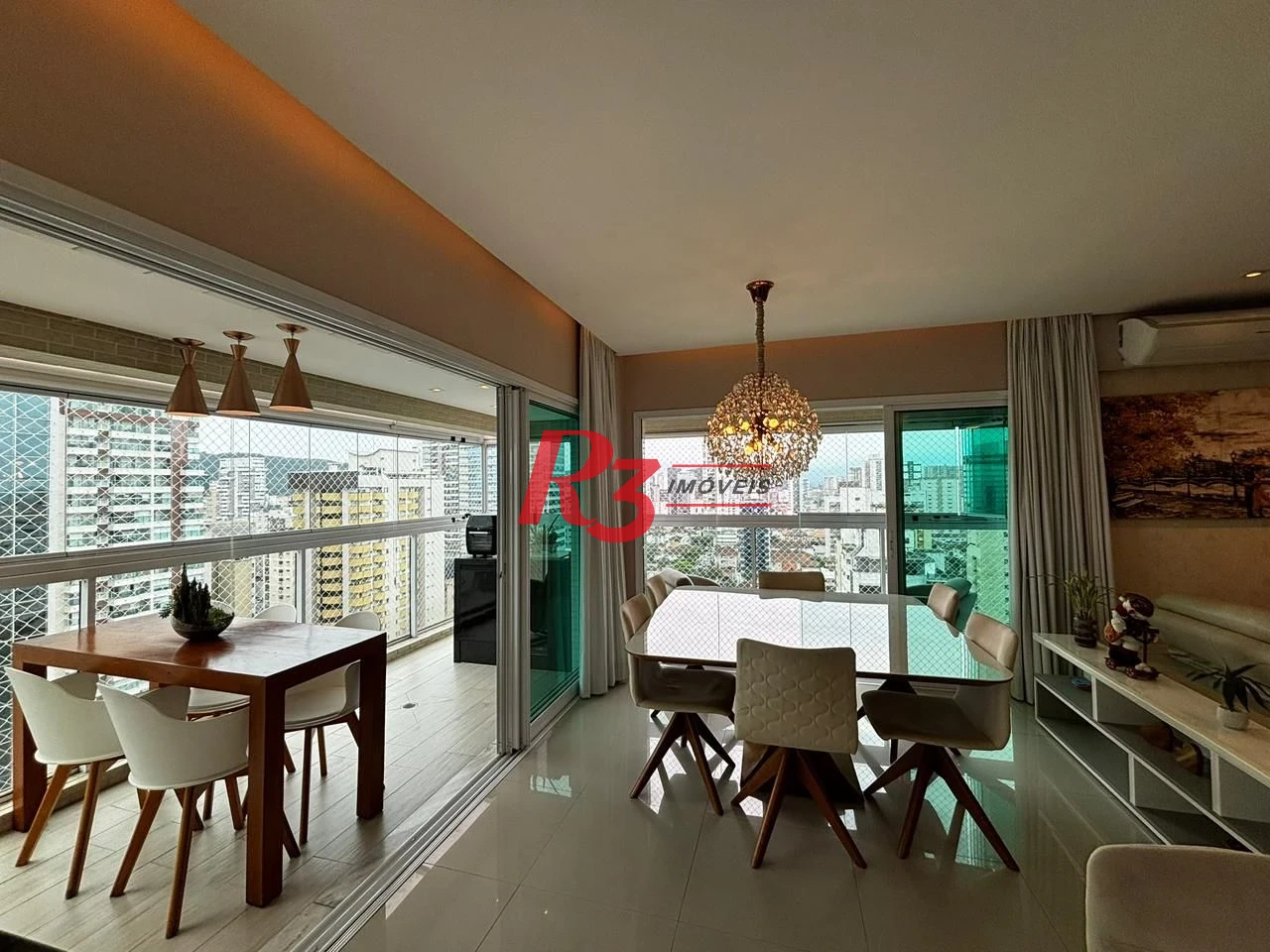 Apartamento com 3 dormitórios à venda, 129 m² por R$ 2.240.000,00 - Gonzaga - Santos/SP