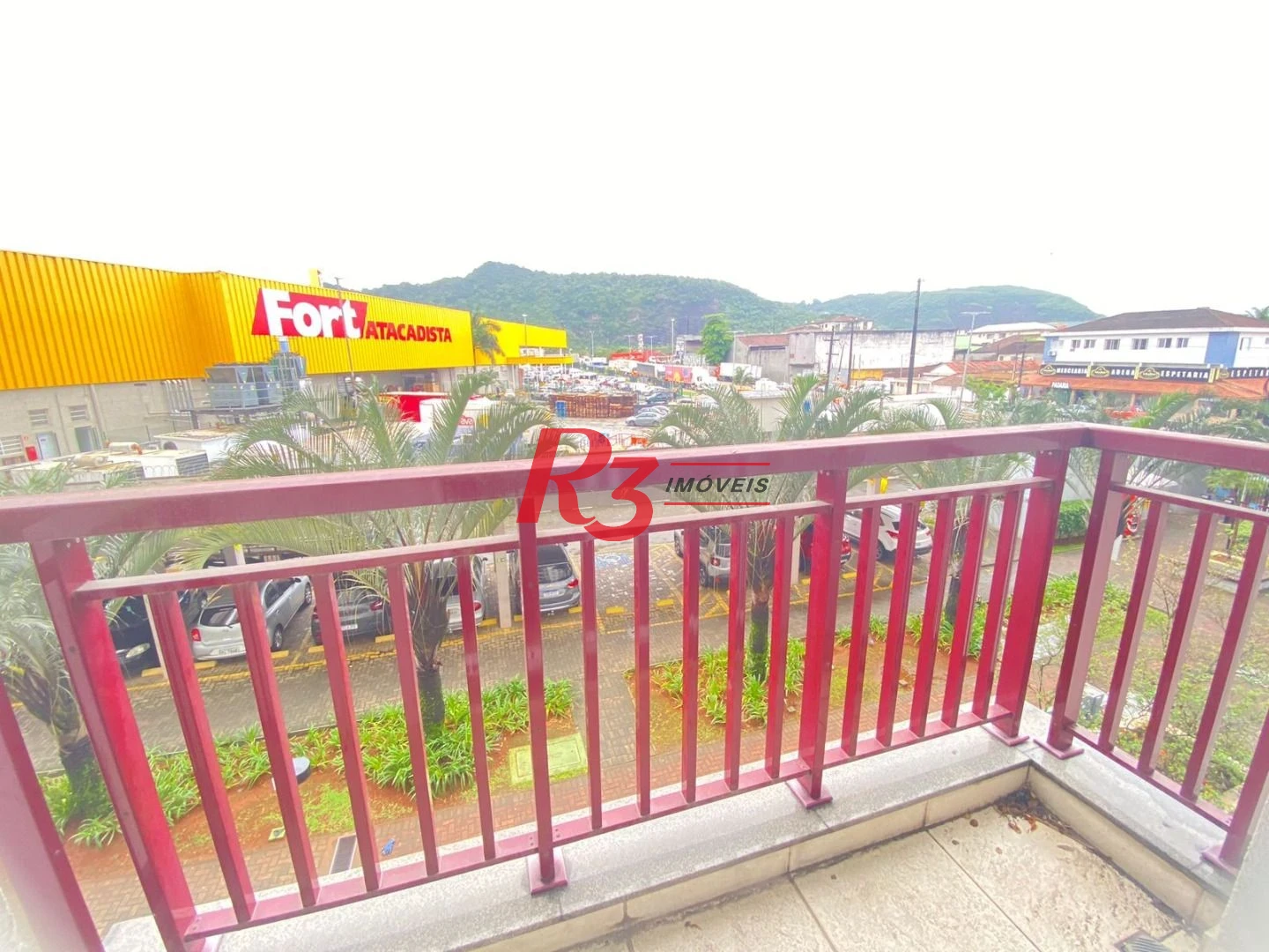 Apartamento com 2 dormitórios à venda, 49 m² por R$ 300.000,00 - Castelo - Santos/SP