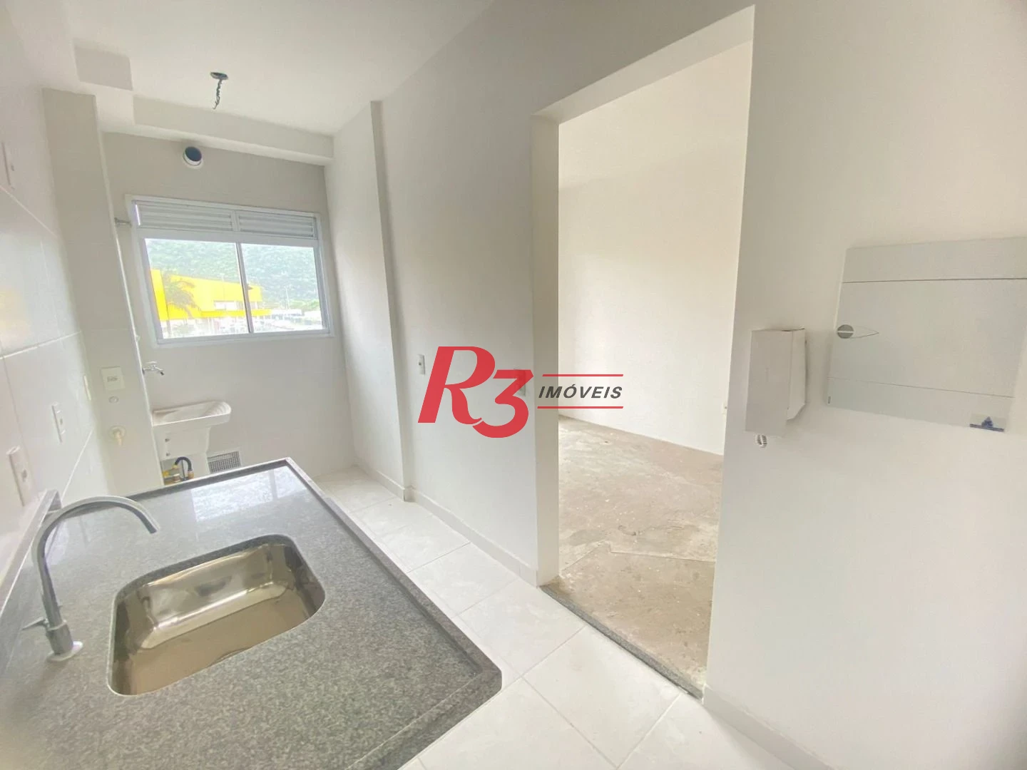 Apartamento com 2 dormitórios à venda, 49 m² por R$ 300.000,00 - Castelo - Santos/SP