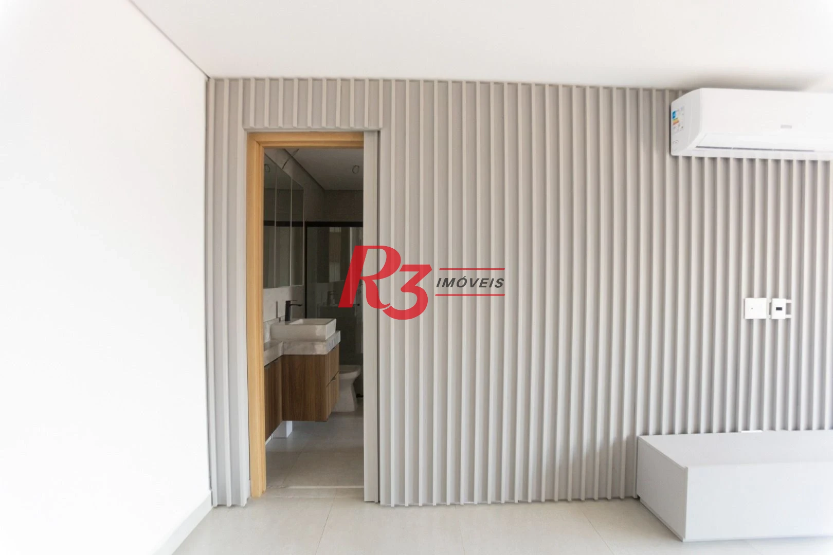 Apartamento à venda, 65 m² por R$ 1.000.000,00 - Ponta da Praia - Santos/SP
