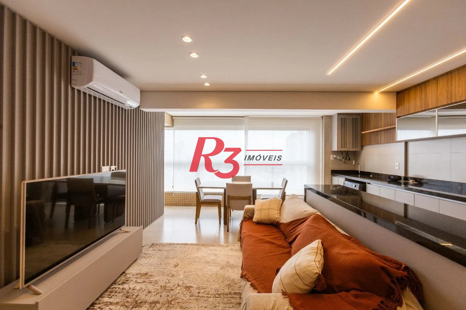 Apartamento com 2 dormitórios à venda, 65 m² por R$ 1.060.000,00 - Ponta da Praia - Santos/SP