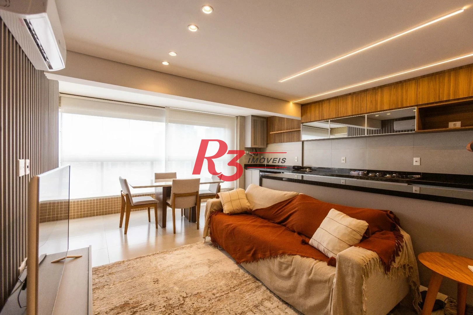 Apartamento com 2 dormitórios à venda, 65 m² por R$ 1.060.000,00 - Ponta da Praia - Santos/SP