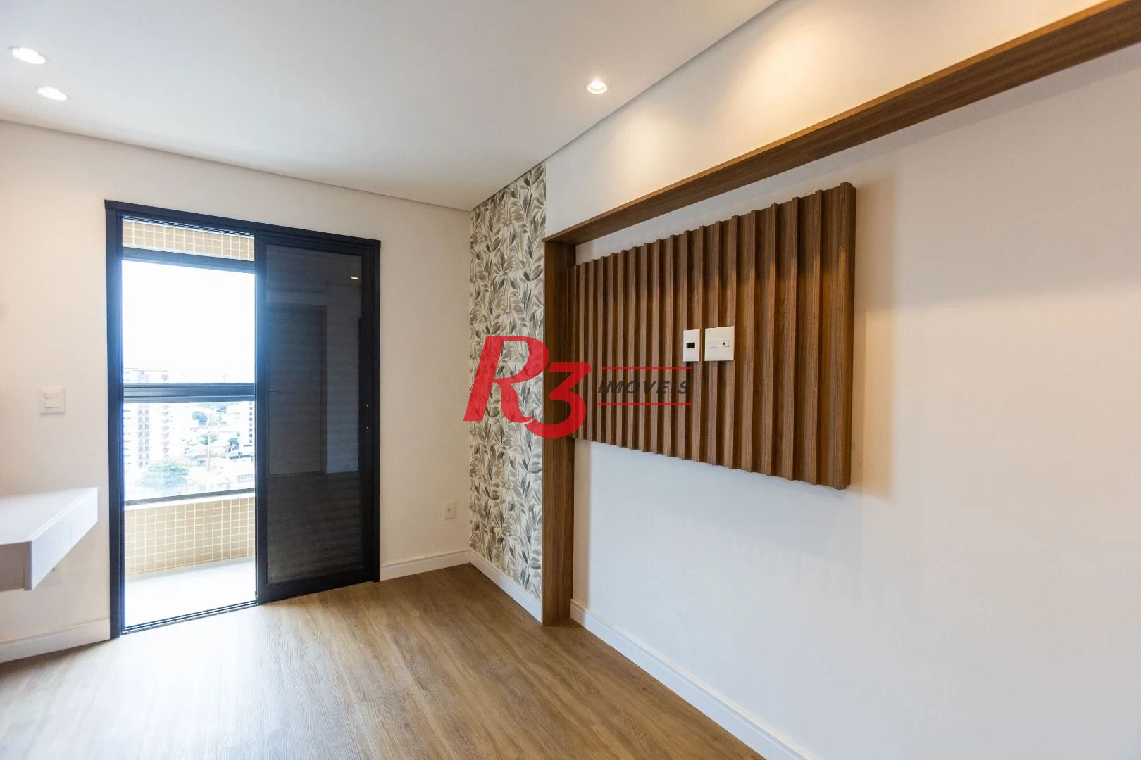 Apartamento com 2 dormitórios à venda, 65 m² por R$ 1.060.000,00 - Ponta da Praia - Santos/SP
