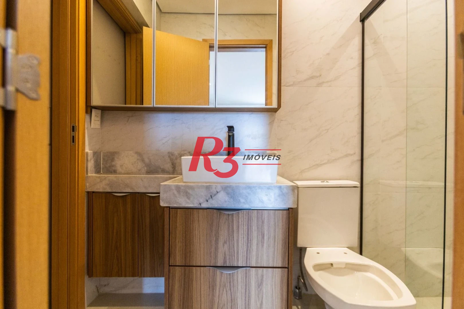 Apartamento com 2 dormitórios à venda, 65 m² por R$ 1.060.000,00 - Ponta da Praia - Santos/SP