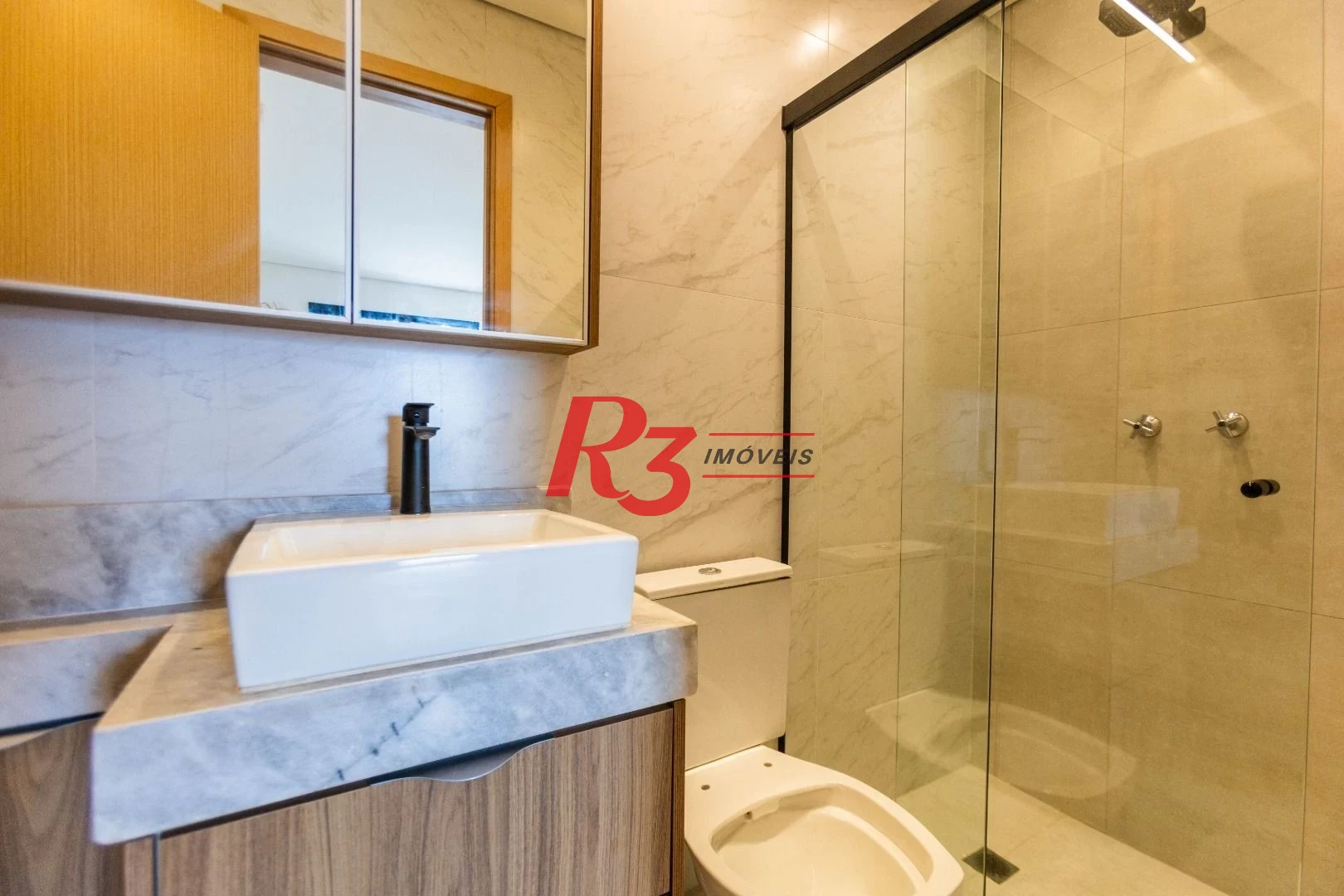 Apartamento com 2 dormitórios à venda, 65 m² por R$ 1.060.000,00 - Ponta da Praia - Santos/SP