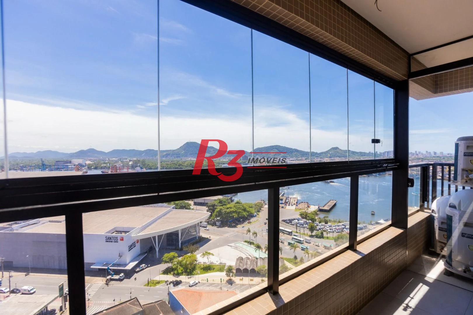 Apartamento à venda, 65 m² por R$ 1.200.000,00 - Ponta da Praia - Santos/SP