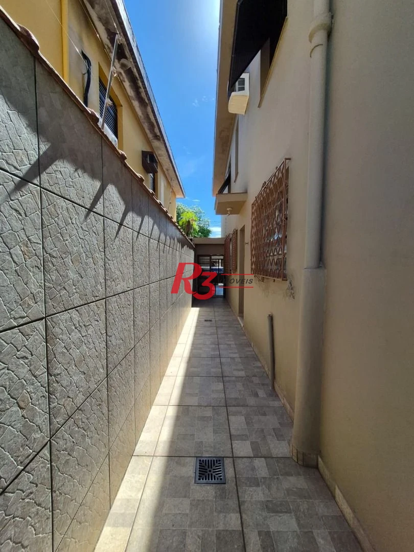 Sobrado à venda, 140 m² por R$ 950.000,00 - Vila Matias - Santos/SP