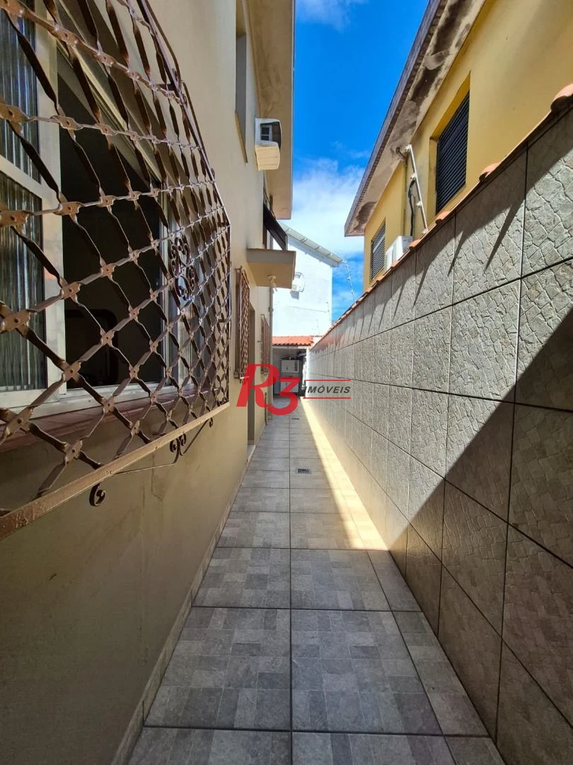 Sobrado à venda, 140 m² por R$ 950.000,00 - Vila Matias - Santos/SP