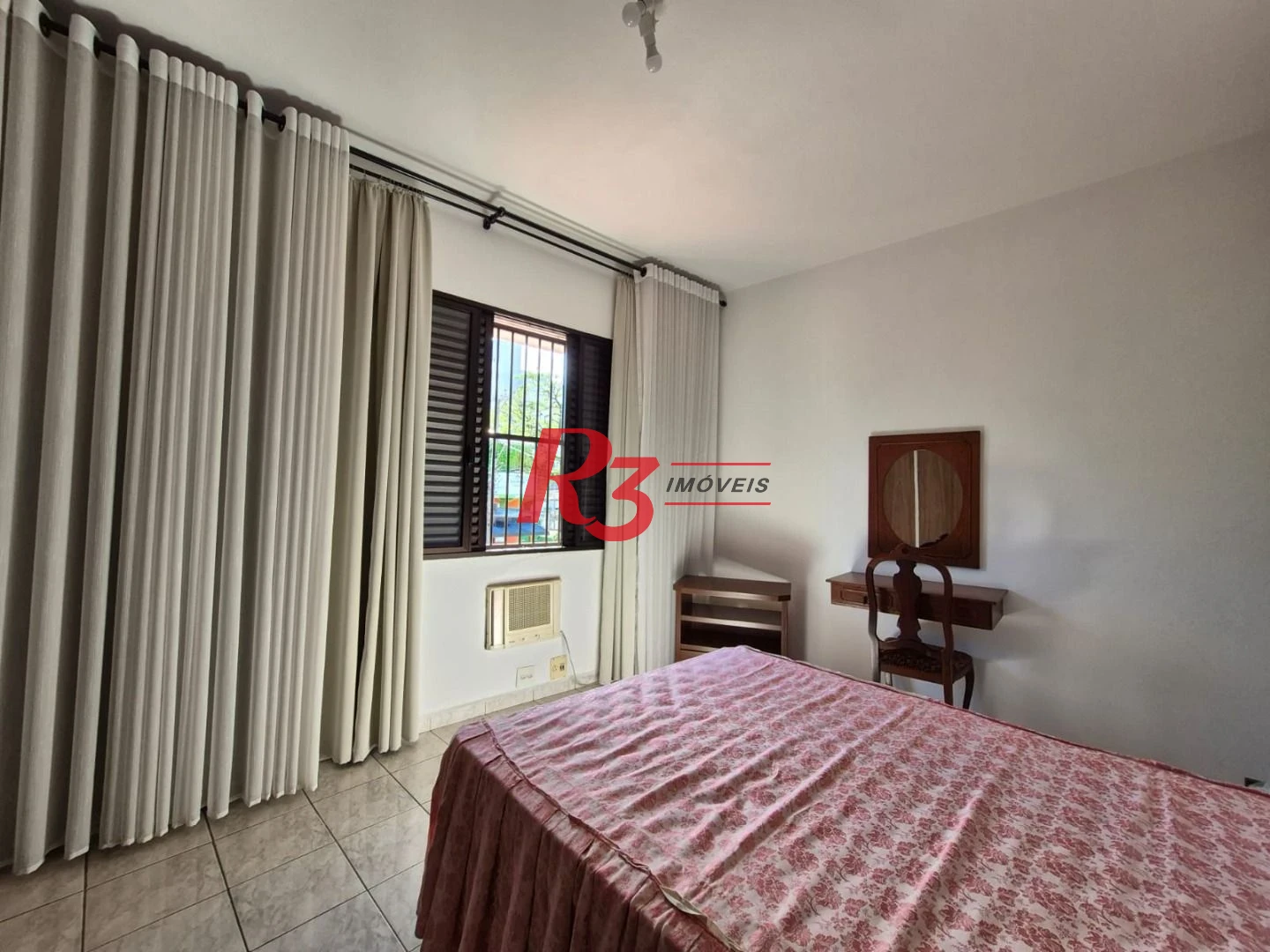 Sobrado à venda, 140 m² por R$ 950.000,00 - Vila Matias - Santos/SP