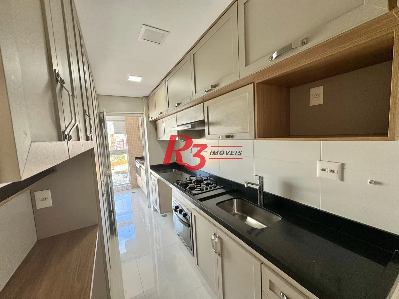 Apartamento com 2 dormitórios à venda, 86 m² por R$ 1.350.000,00 - Boqueirão - Santos/SP
