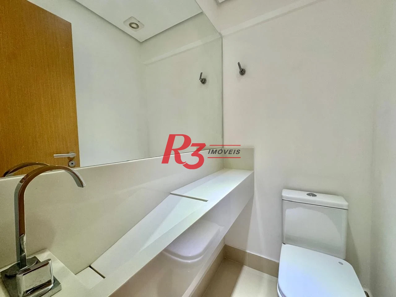 Apartamento com 2 dormitórios à venda, 86 m² por R$ 1.350.000,00 - Boqueirão - Santos/SP