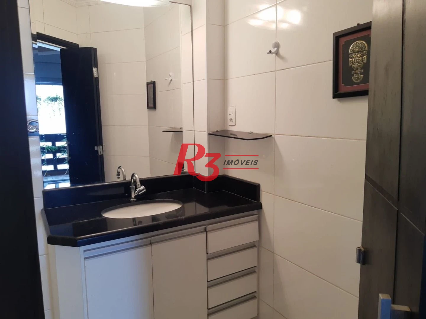 Apartamento com 1 dormitório à venda, 65 m² por R$ 390.000,00 - Centro - São Vicente/SP