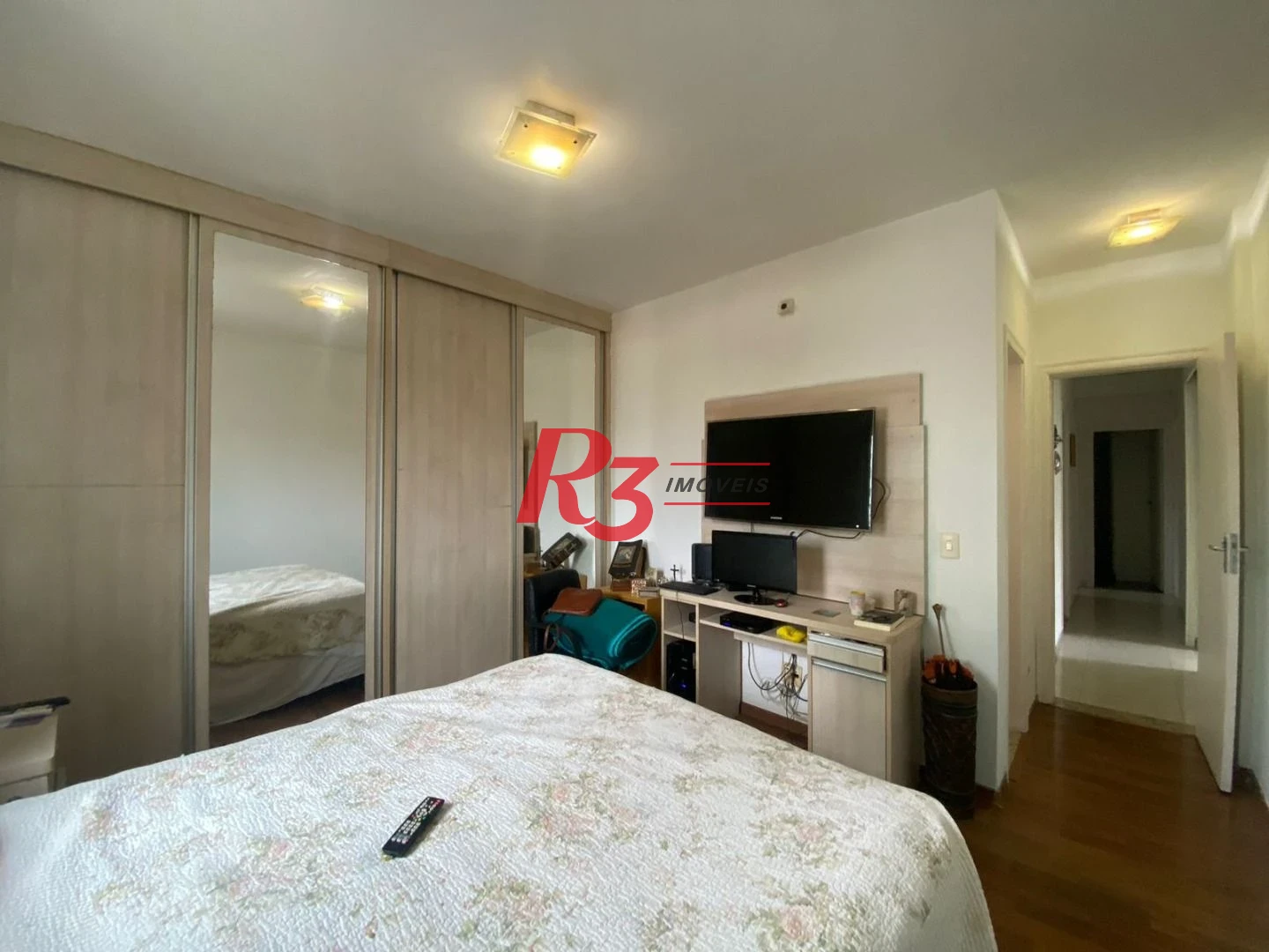 Apartamento com 3 dormitórios à venda, 136 m² por R$ 1.069.900,00 - Gonzaga - Santos/SP
