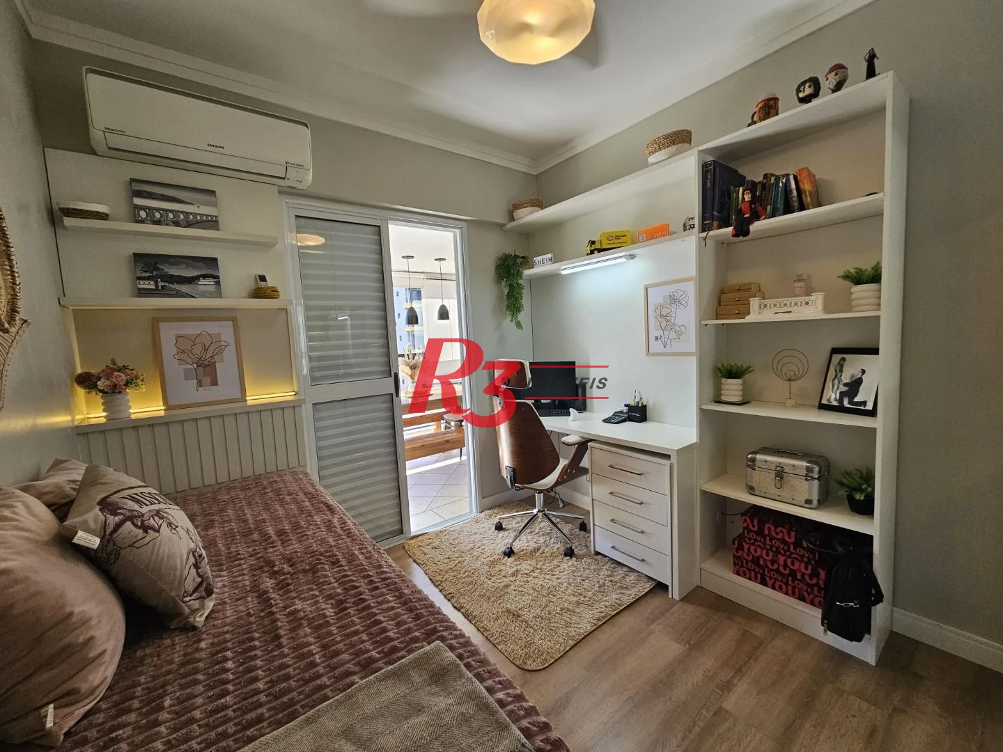 Apartamento com 3 dormitórios à venda, 128 m² por R$ 1.850.000,00 - Gonzaga - Santos/SP
