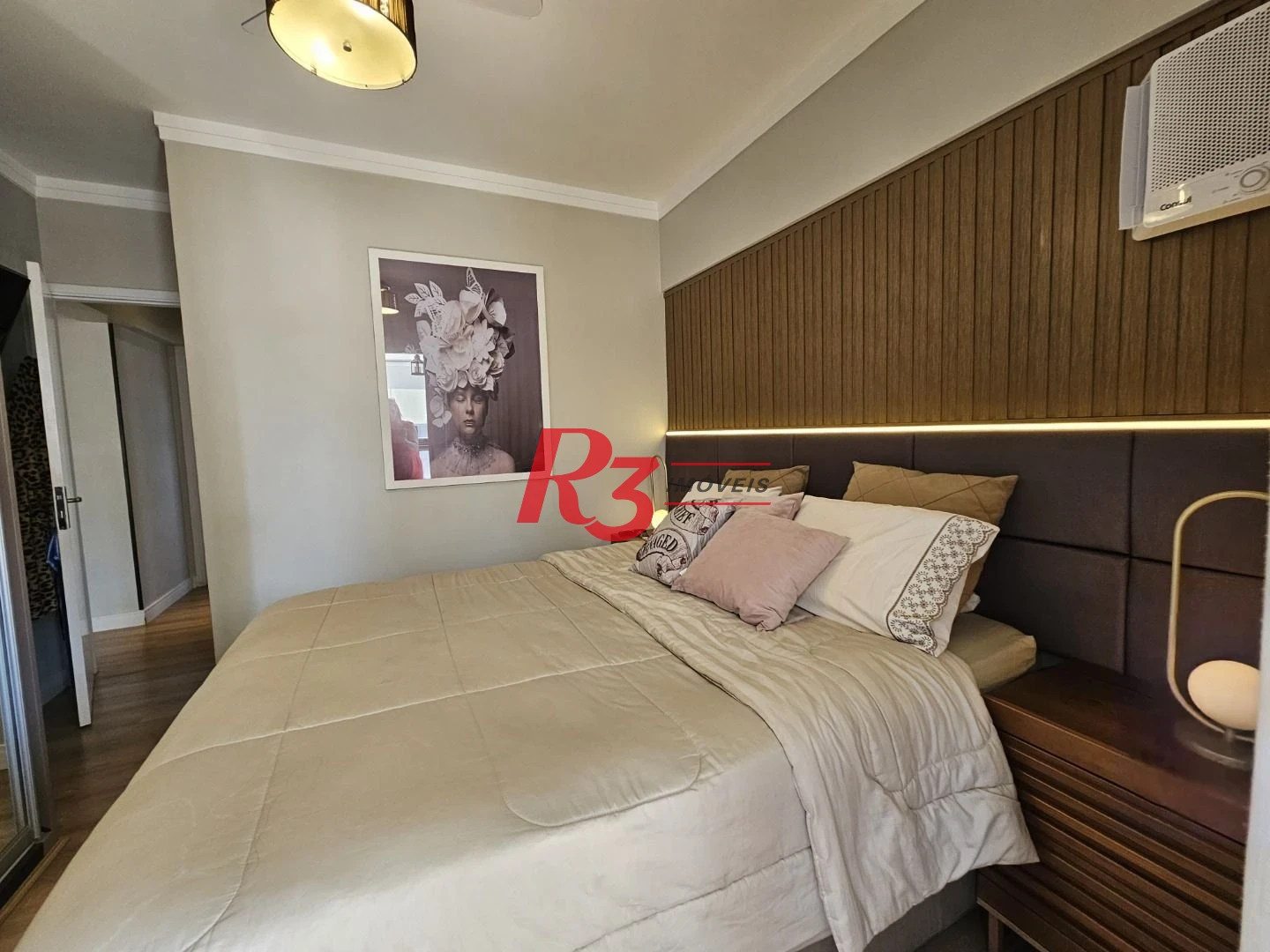 Apartamento com 3 dormitórios à venda, 128 m² por R$ 1.850.000,00 - Gonzaga - Santos/SP