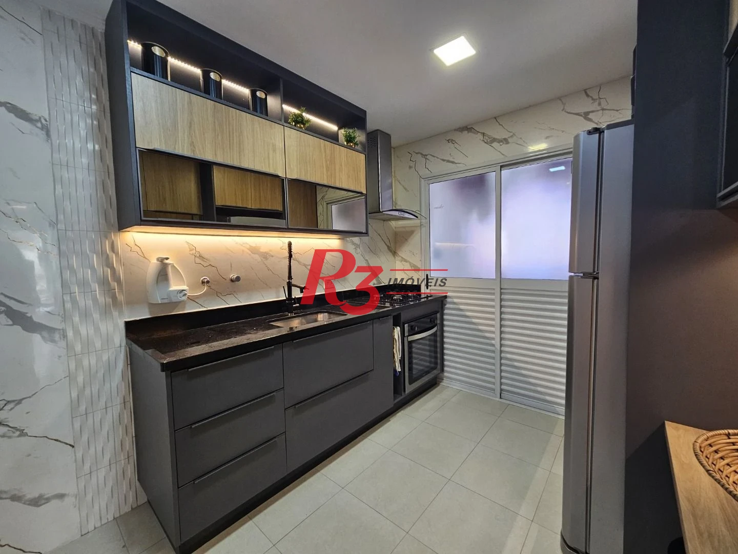 Apartamento com 3 dormitórios à venda, 128 m² por R$ 1.850.000,00 - Gonzaga - Santos/SP