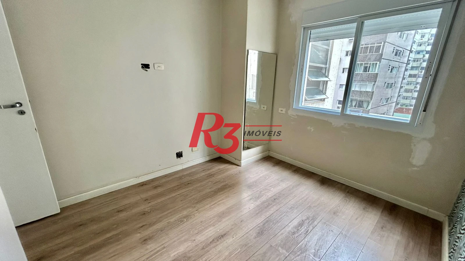 Apartamento com 3 dormitórios para alugar, 70 m² por R$ 5.200,00/mês - Ponta da Praia - Santos/SP