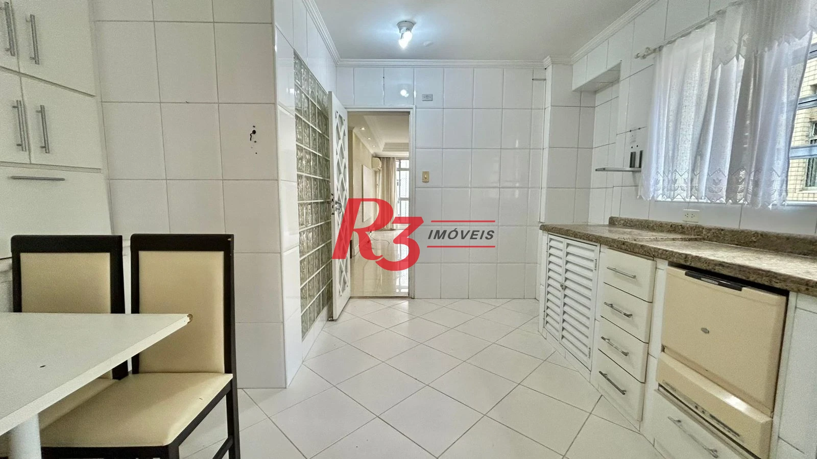 Apartamento com 3 dormitórios para alugar, 70 m² por R$ 5.200,00/mês - Ponta da Praia - Santos/SP