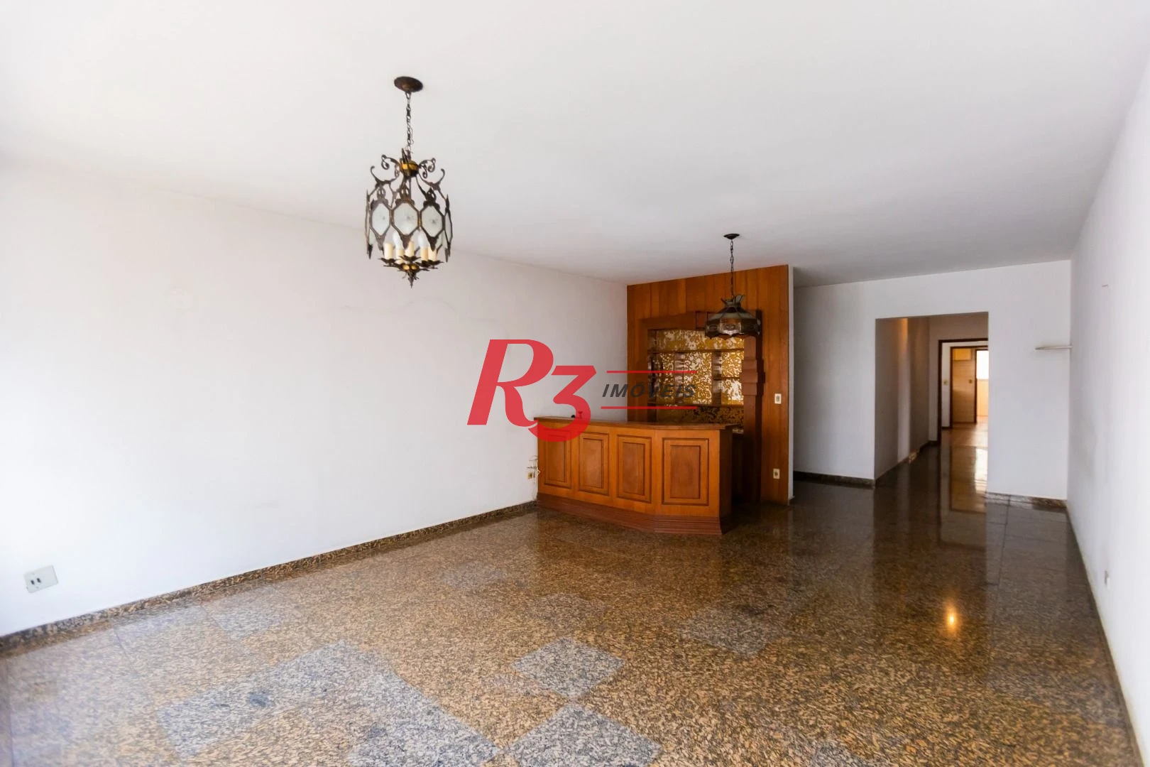 Apartamento com 3 dormitórios à venda, 188 m² por R$ 1.600.000,00 - Gonzaga - Santos/SP