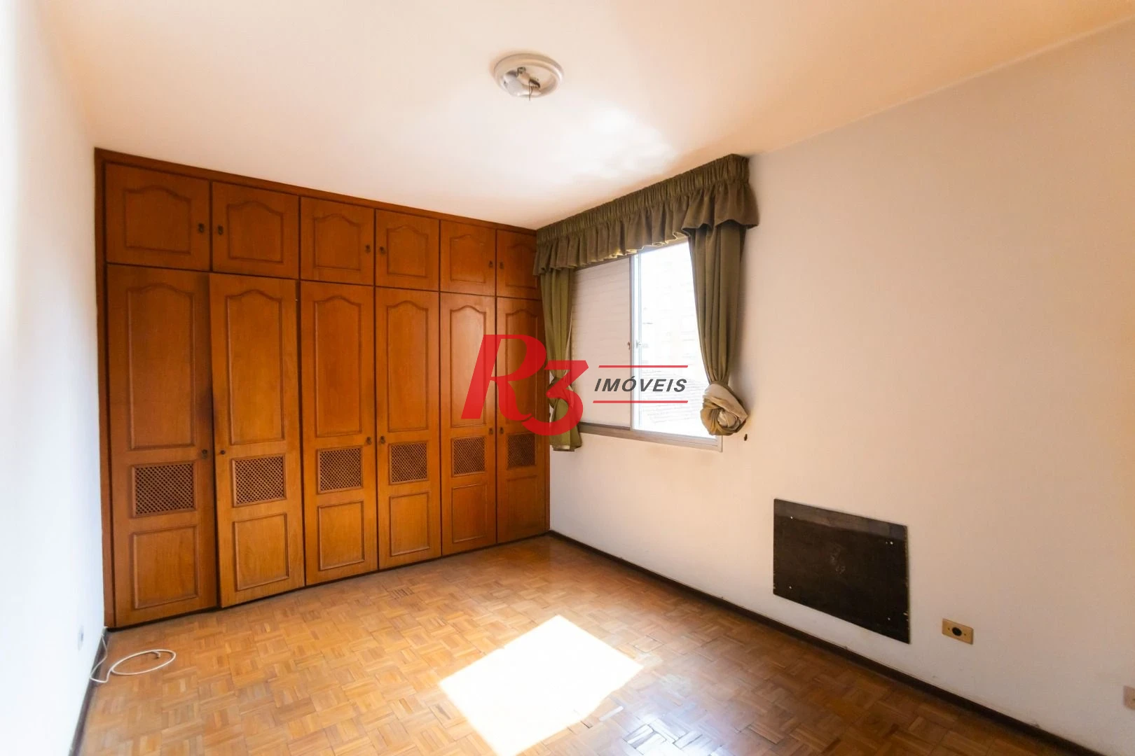 Apartamento com 3 dormitórios à venda, 188 m² por R$ 1.600.000,00 - Gonzaga - Santos/SP