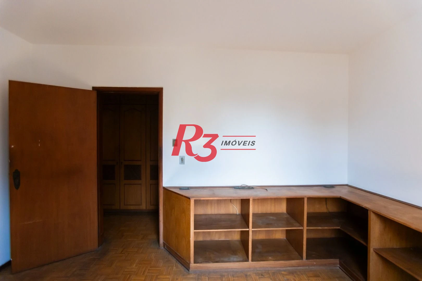 Apartamento com 3 dormitórios à venda, 188 m² por R$ 1.600.000,00 - Gonzaga - Santos/SP