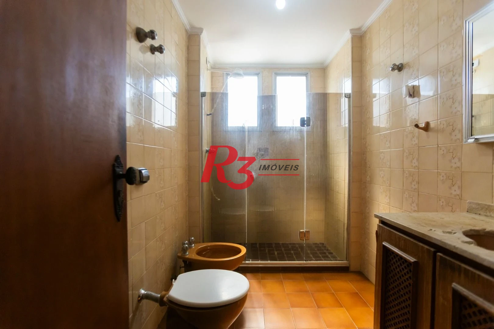 Apartamento com 3 dormitórios à venda, 188 m² por R$ 1.600.000,00 - Gonzaga - Santos/SP