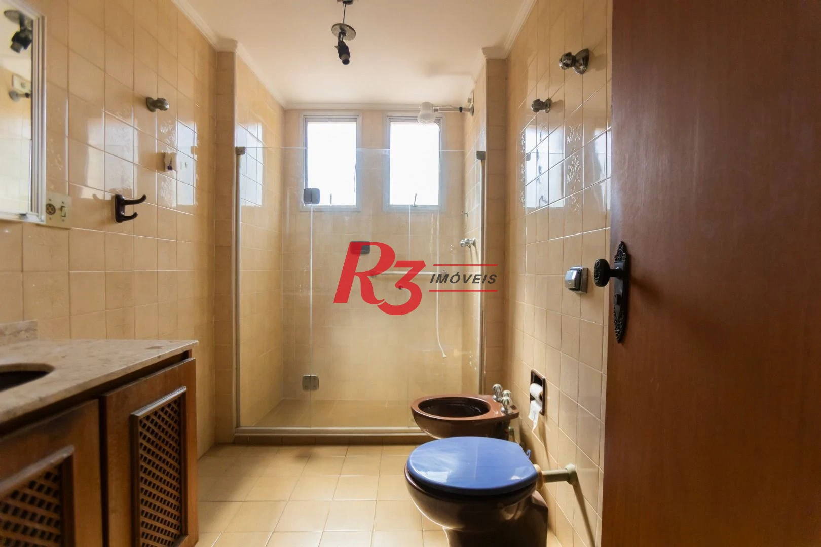 Apartamento com 3 dormitórios à venda, 188 m² por R$ 1.600.000,00 - Gonzaga - Santos/SP