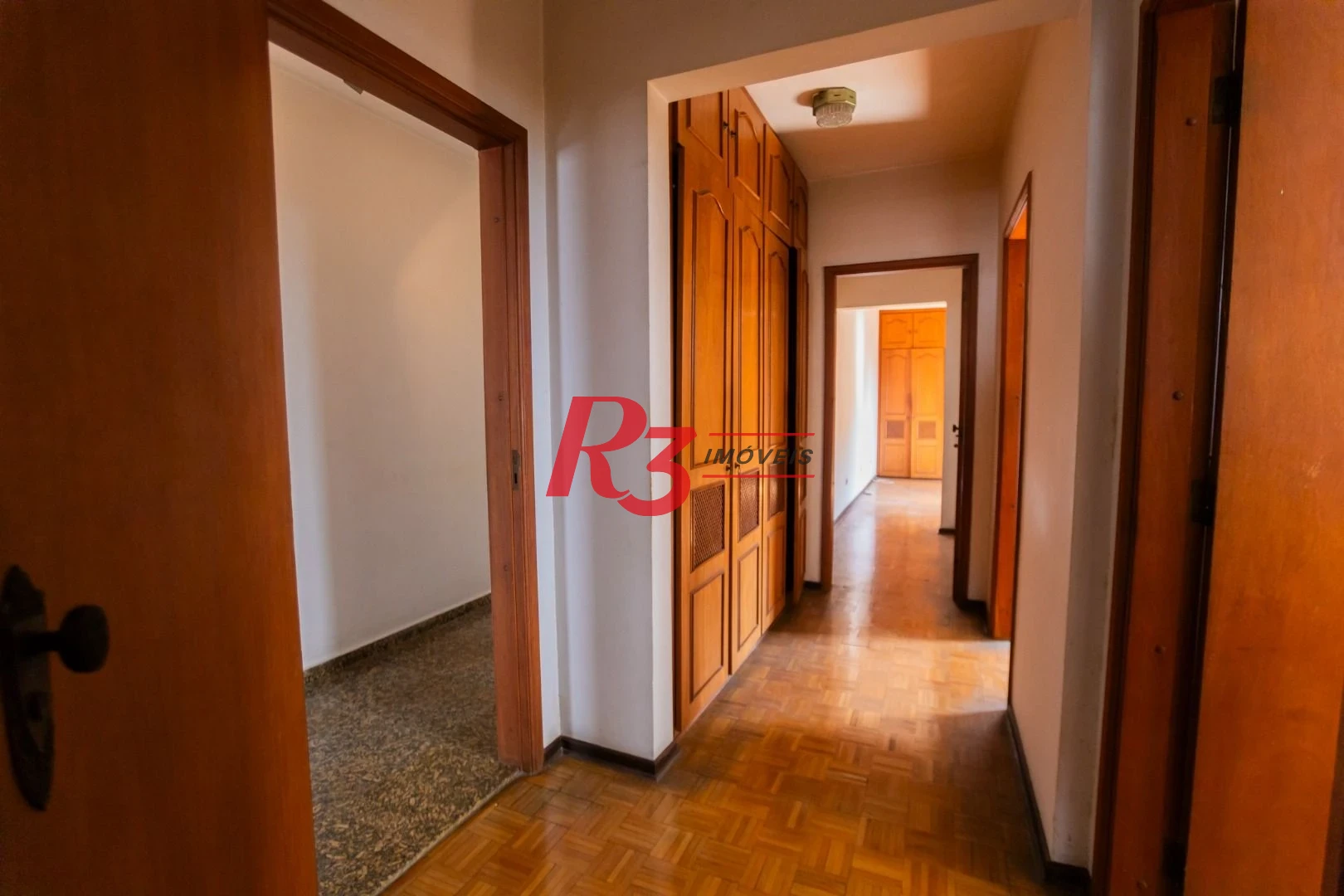 Apartamento com 3 dormitórios à venda, 188 m² por R$ 1.600.000,00 - Gonzaga - Santos/SP