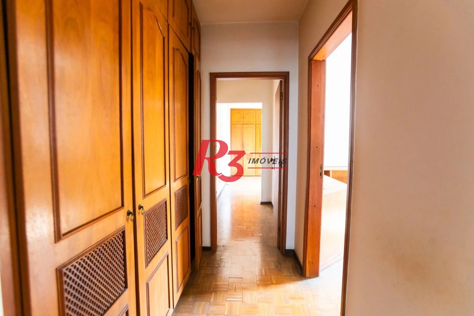 Apartamento com 3 dormitórios à venda, 188 m² por R$ 1.600.000,00 - Gonzaga - Santos/SP