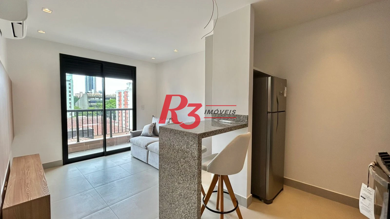 Apartamento com 1 dormitório para alugar, 47 m² por R$ 5.500,00/mês - Embaré - Santos/SP