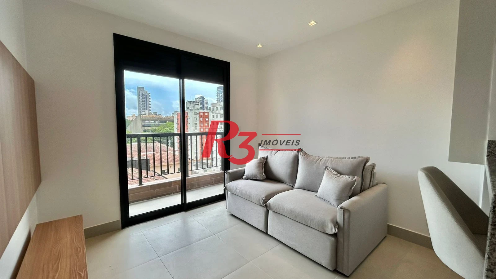 Apartamento com 1 dormitório para alugar, 47 m² por R$ 5.500,00/mês - Embaré - Santos/SP