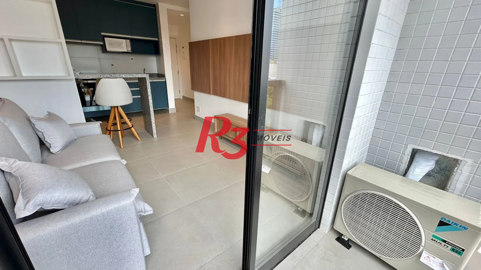 Apartamento com 1 dormitório para alugar, 47 m² por R$ 5.500,00/mês - Embaré - Santos/SP