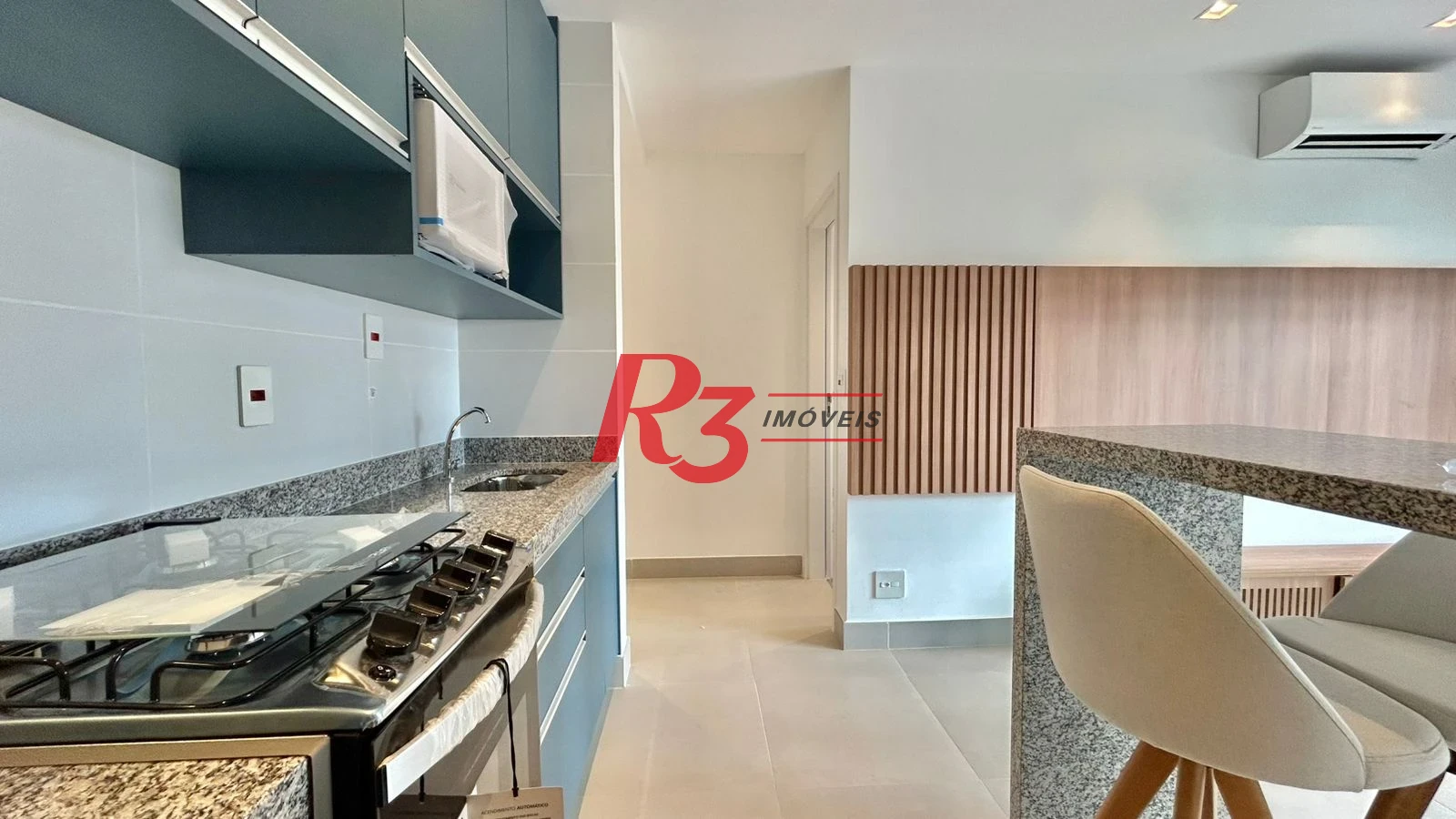 Apartamento com 1 dormitório para alugar, 47 m² por R$ 5.500,00/mês - Embaré - Santos/SP