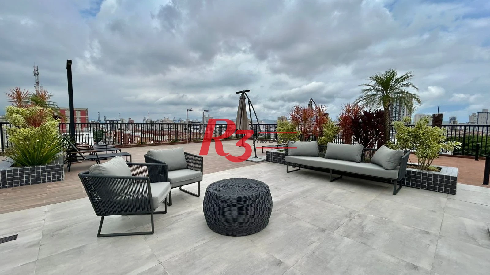 Apartamento com 1 dormitório para alugar, 47 m² por R$ 5.500,00/mês - Embaré - Santos/SP