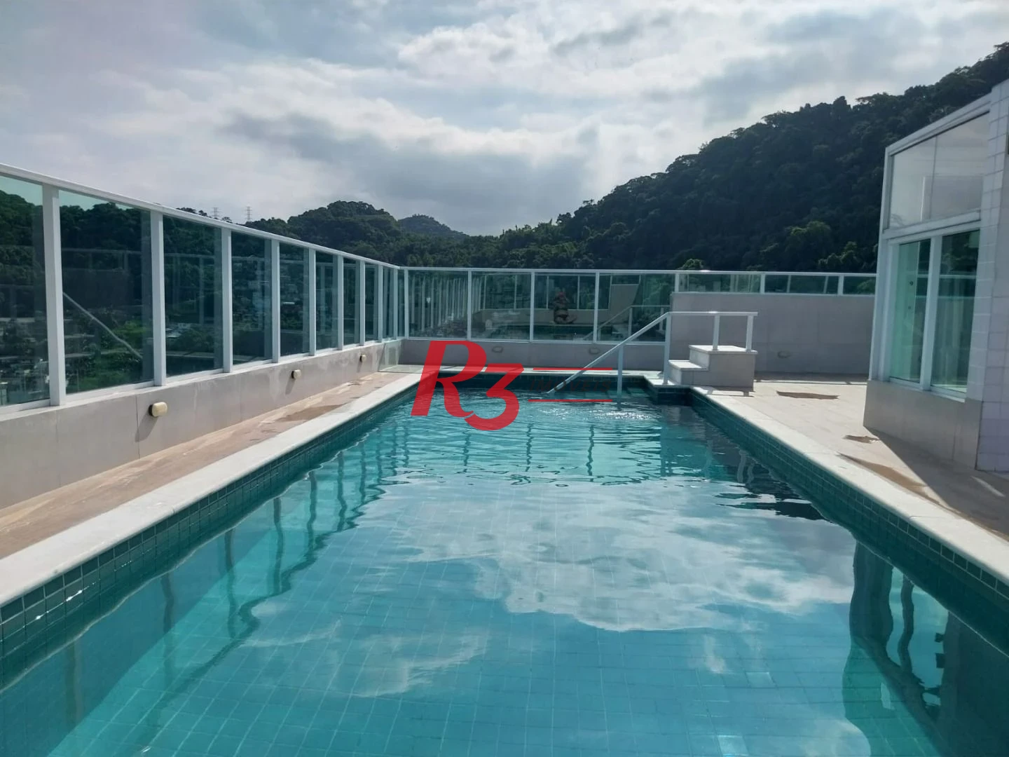 Apartamento com 2 dormitórios à venda, 55 m² por R$ 690.000,00 - Marapé - Santos/SP