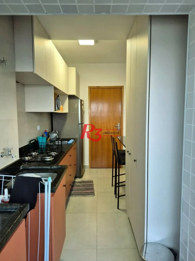 Apartamento com 2 dormitórios à venda, 55 m² por R$ 690.000,00 - Marapé - Santos/SP