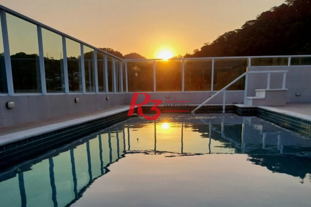 Apartamento com 2 dormitórios à venda, 55 m² por R$ 690.000,00 - Marapé - Santos/SP