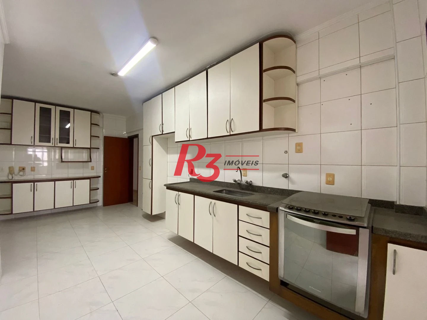 Apartamento com 3 dormitórios à venda, 118 m² por R$ 1.149.900,00 - Embaré - Santos/SP