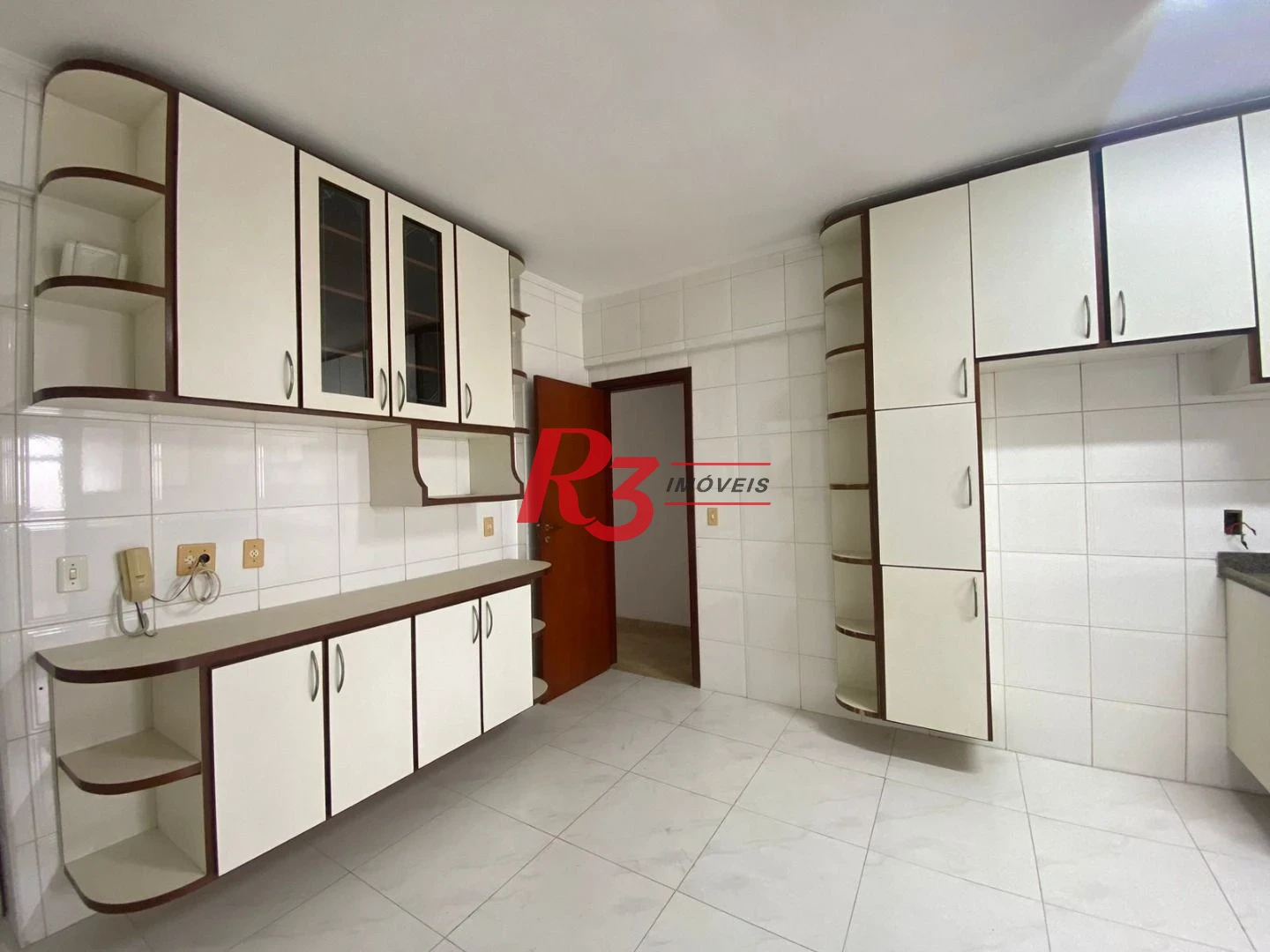 Apartamento com 3 dormitórios à venda, 118 m² por R$ 1.149.900,00 - Embaré - Santos/SP
