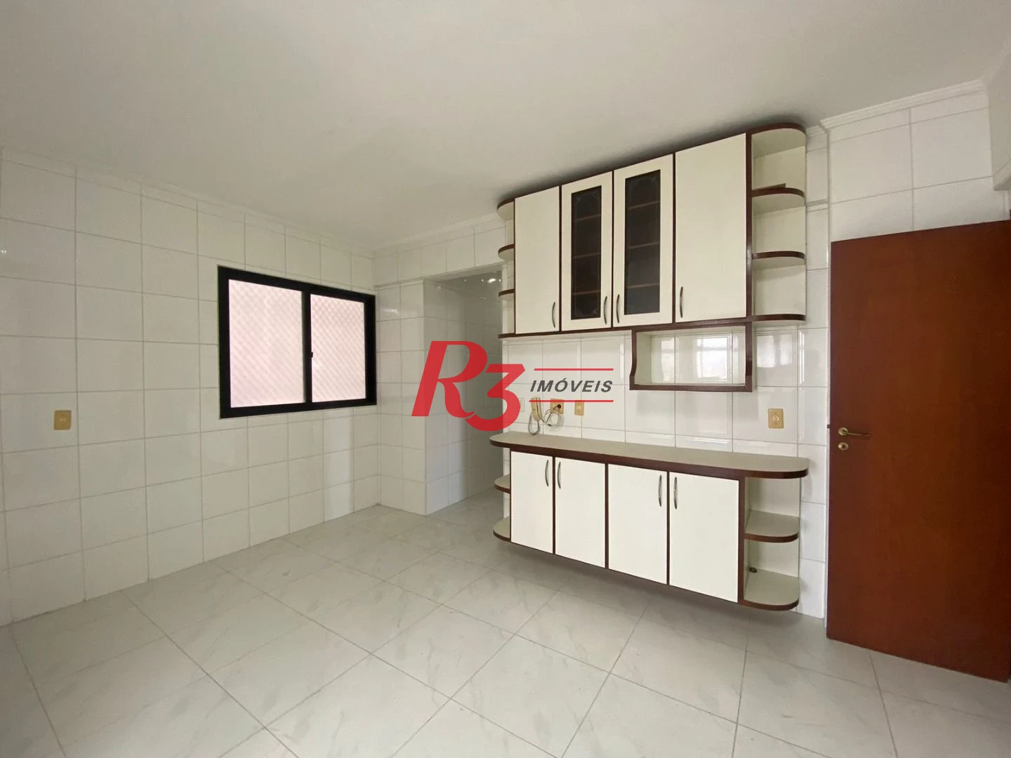 Apartamento com 3 dormitórios à venda, 118 m² por R$ 1.149.900,00 - Embaré - Santos/SP