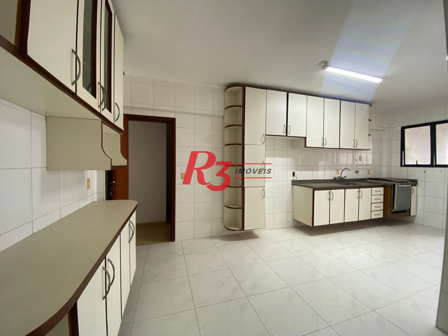 Apartamento com 3 dormitórios à venda, 118 m² por R$ 1.149.900,00 - Embaré - Santos/SP