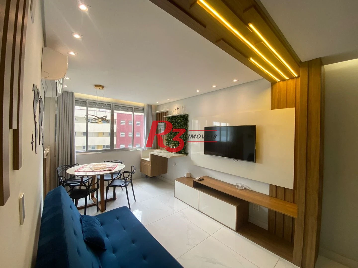 Apartamento para alugar, 71 m² por R$ 5.500,01/mês - Pompéia - Santos/SP