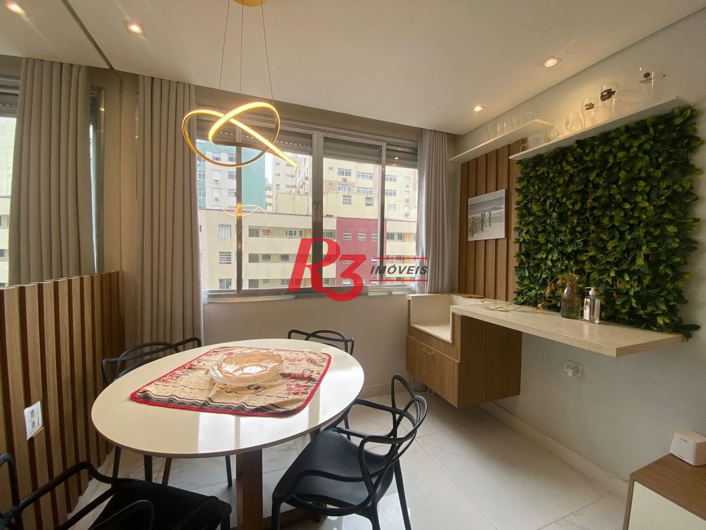 Apartamento para alugar, 71 m² por R$ 5.500,01/mês - Pompéia - Santos/SP