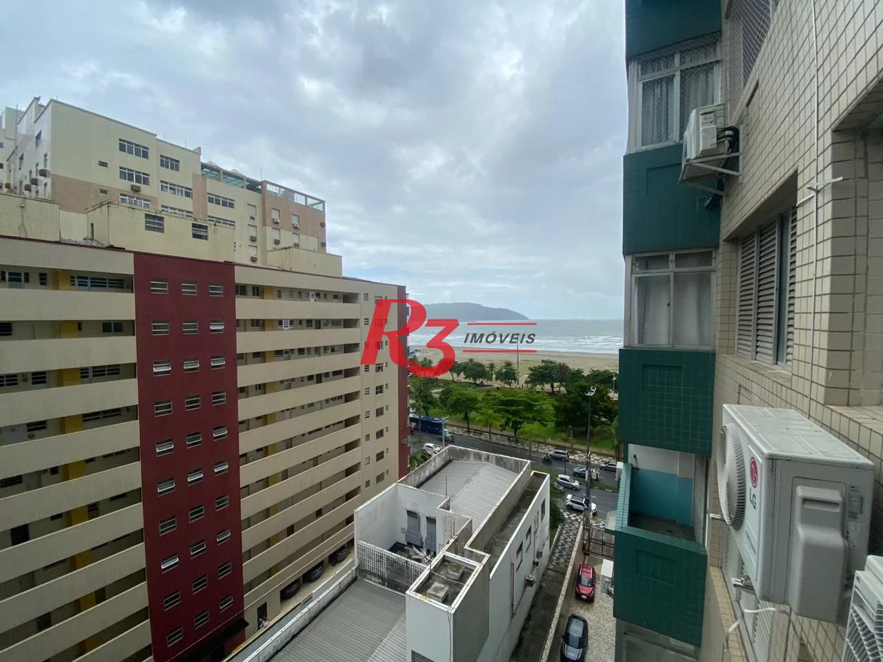 Apartamento para alugar, 71 m² por R$ 5.500,01/mês - Pompéia - Santos/SP