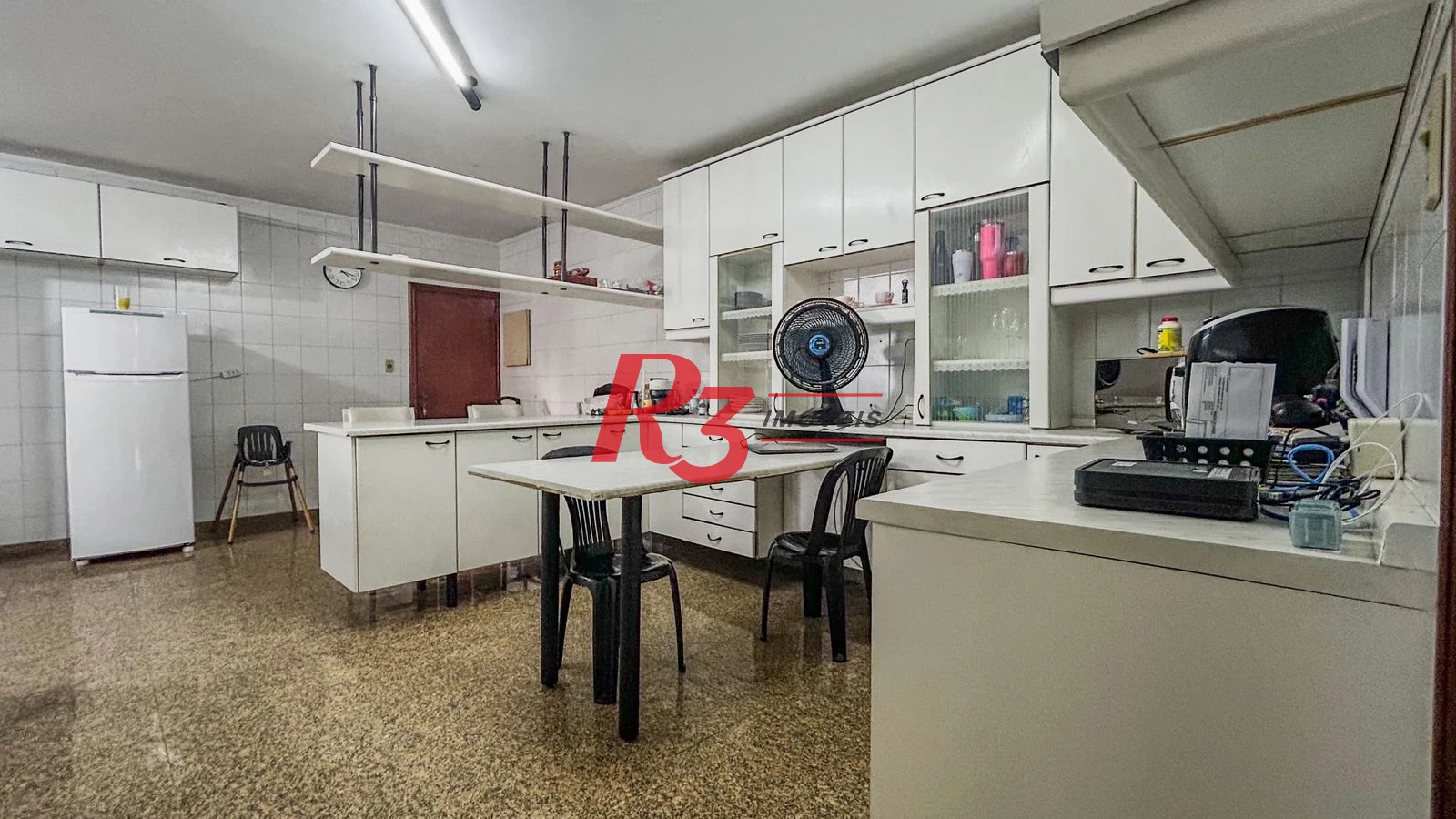 Apartamento com 4 dormitórios, 267 m² - venda por R$ 1.074.000,00 ou aluguel por R$ 8.000,00/mês - Ponta da Praia - Santos/SP