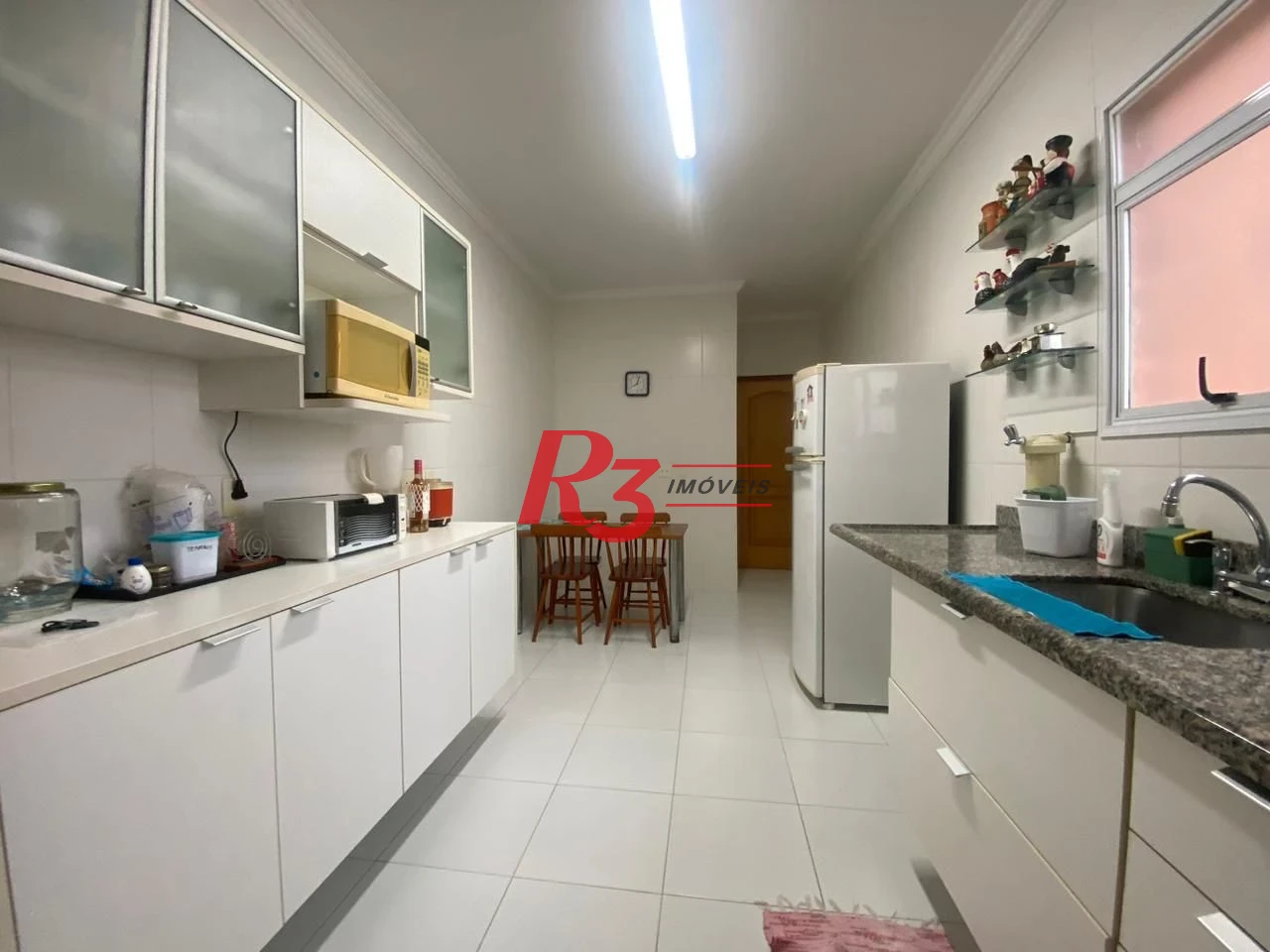 Apartamento com 3 dormitórios à venda, 132 m² por R$ 1.599.900,00 - Embaré - Santos/SP