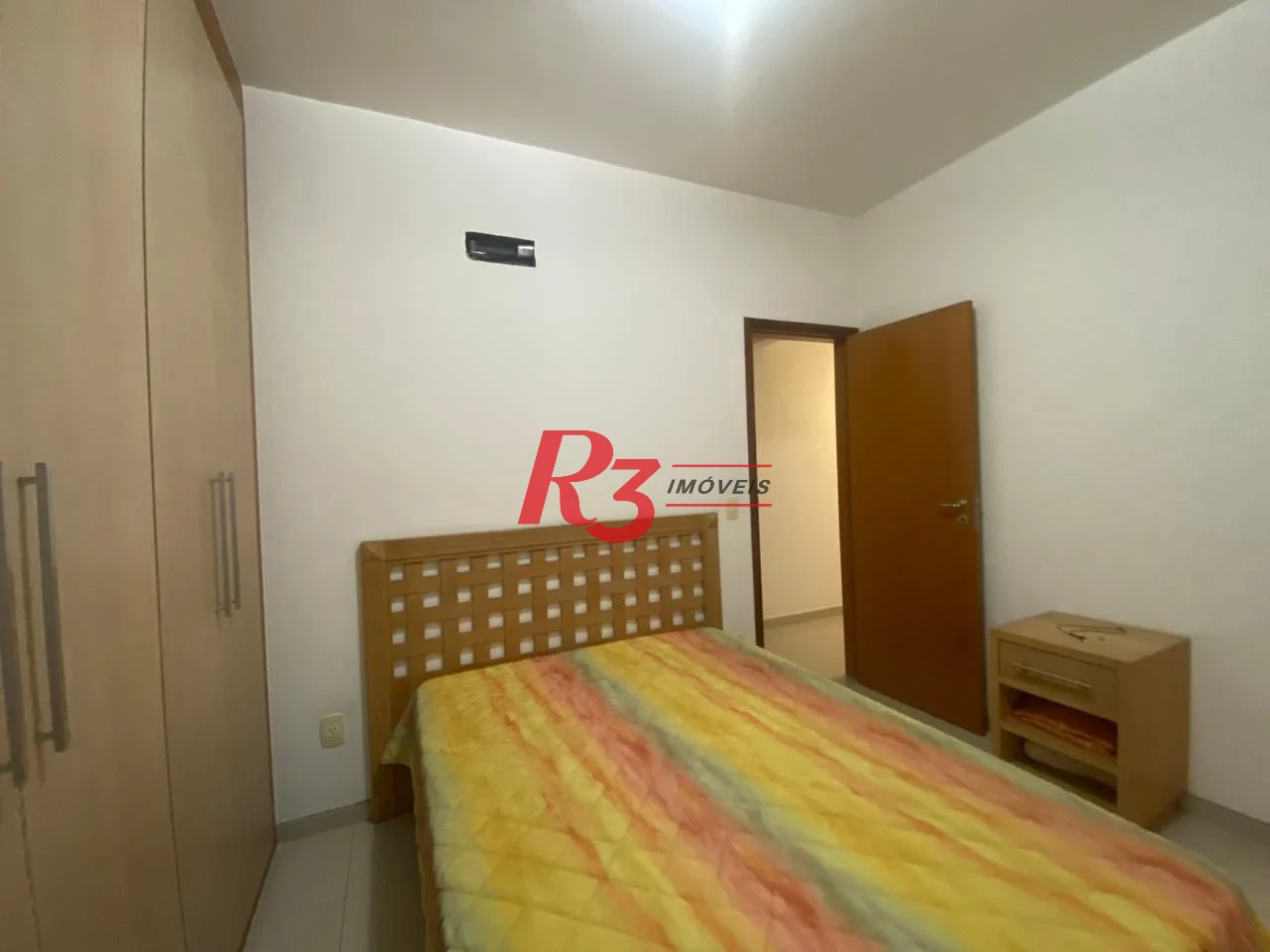 Apartamento com 3 dormitórios à venda, 132 m² por R$ 1.599.900,00 - Embaré - Santos/SP